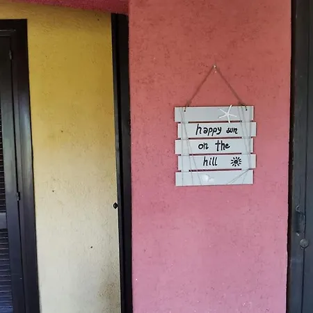 Happy Sun On The Hill Appartement