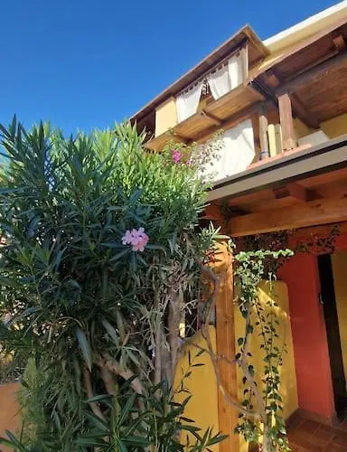 Happy Sun On The Hill Apartamento